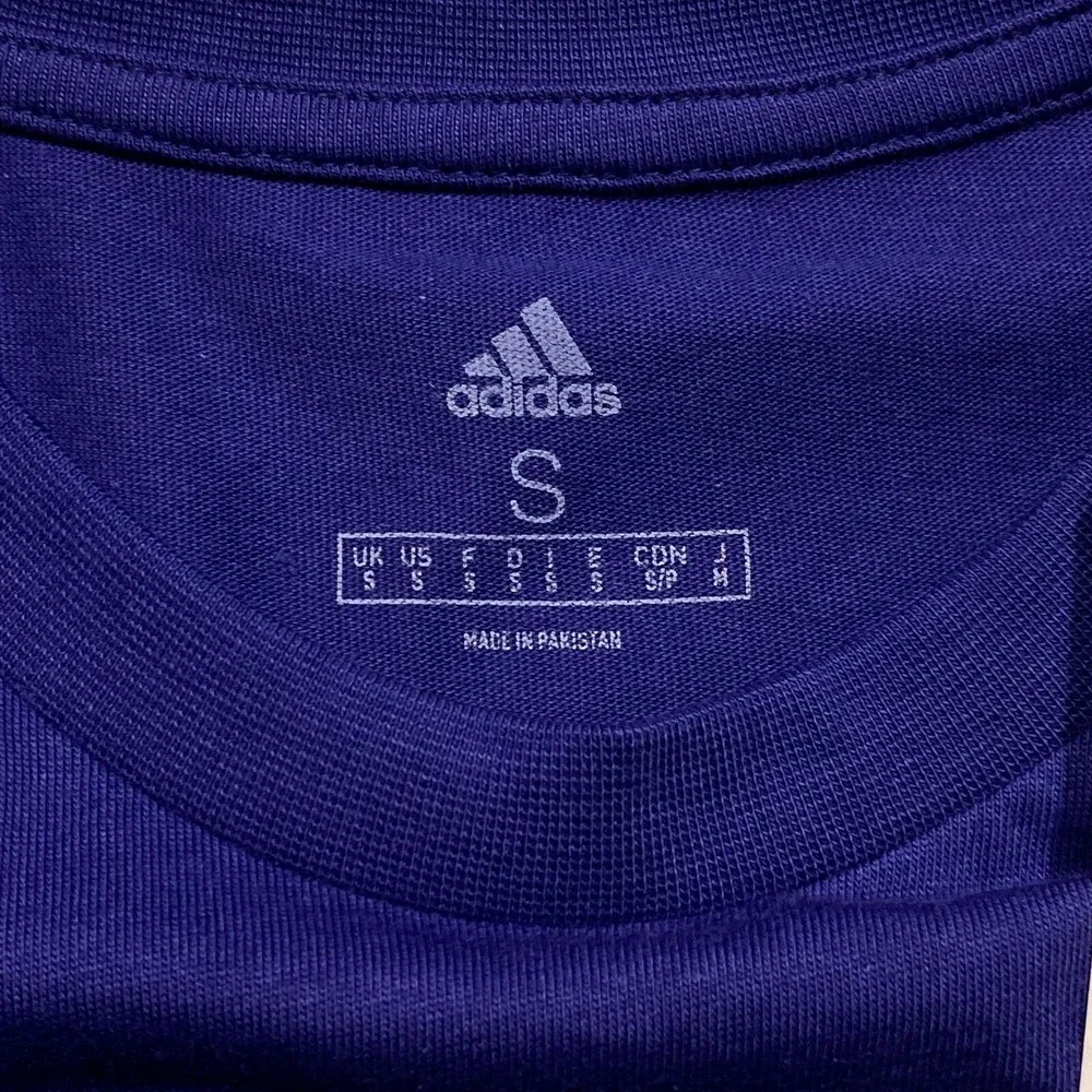 Adidas Men's Summer Heat Spellout‎ Logo T-Shirt Short Sleeve Indigo Size Small